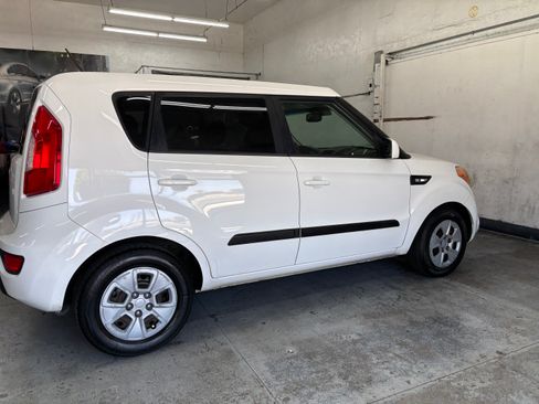 Used 2013 Kia Soul image 4