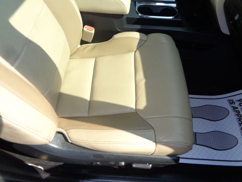 Used 2019 Toyota Tundra Limited image 41