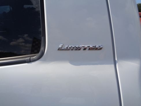 Used 2019 Toyota Tundra Limited image 19