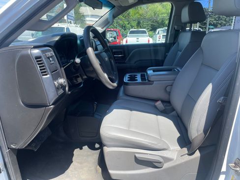 Used 2018 Chevrolet Silverado 2500 image 11