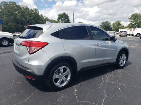 Used 2016 Honda HR-V EX image 8