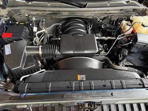Used 2021 GMC Sierra 2500 AT4 image 21