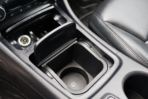 Used 2014 Mercedes-Benz CLA 250 image 29
