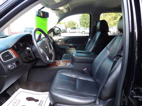 Used 2014 Chevrolet Tahoe LT image 6