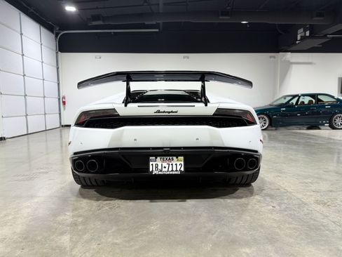 Used 2015 Lamborghini Huracan LP 610-4 image 11