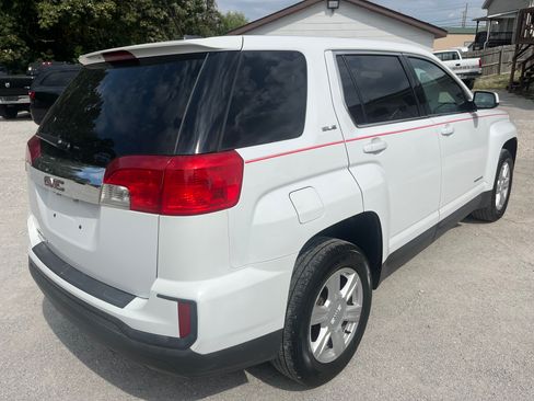 Used 2016 GMC Terrain SLE image 12