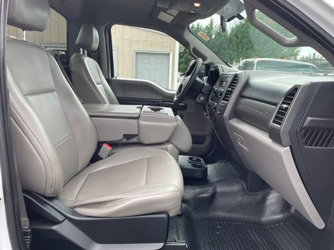 Used 2018 Ford F450 image 13