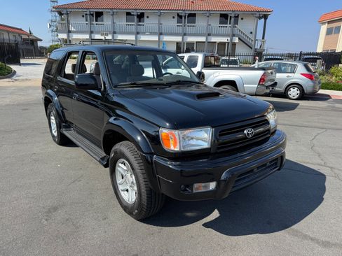 Used 2000 Toyota 4Runner Sport image 8