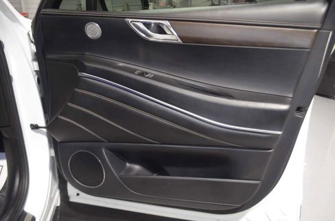 Used 2024 Genesis GV80 2.5T image 22