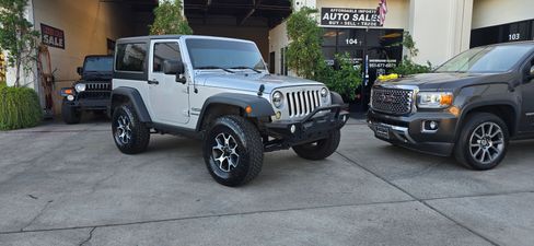 Used 2012 Jeep Wrangler Sport image 2