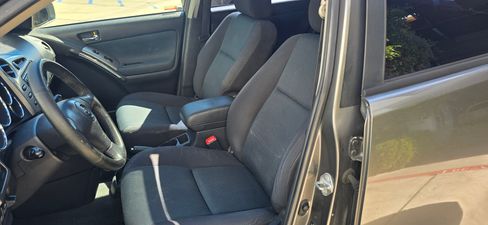 Used 2007 Toyota Matrix XR image 15