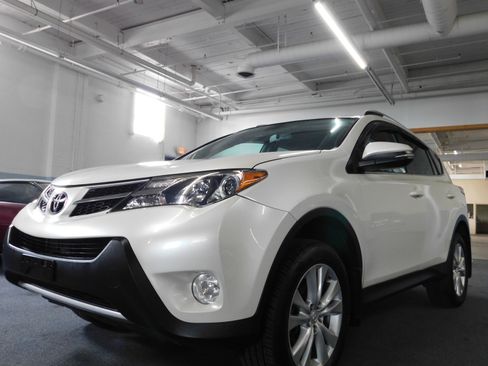 Used 2013 Toyota RAV4 Limited image 10