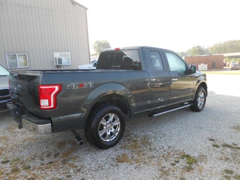 Used 2015 Ford F150 XLT image 3