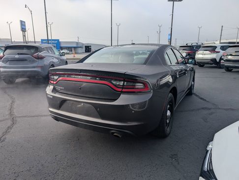 Used 2018 Dodge Charger image 5
