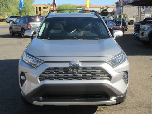 Used 2021 Toyota RAV4 Limited image 16