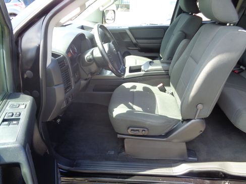 Used 2012 Nissan Titan SV image 25