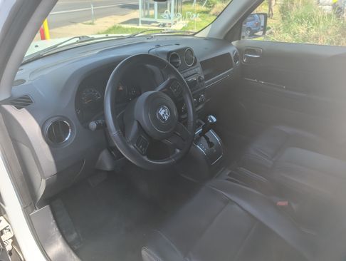 Used 2017 Jeep Patriot High Altitude image 10