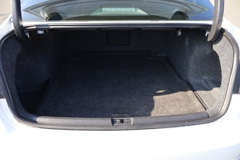 Used 2014 Volkswagen Passat 1.8T SEL Premium image 12