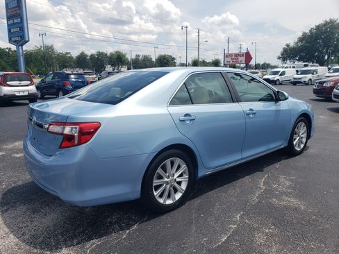 Used 2013 Toyota Camry XLE image 7