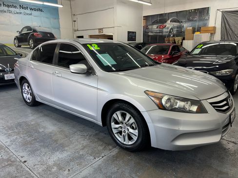 Used 2012 Honda Accord LX image 9