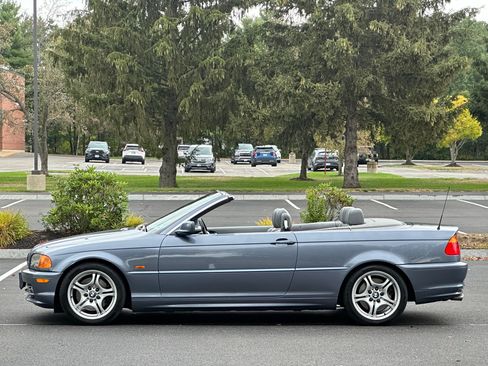 Used 2001 BMW 330Ci image 2