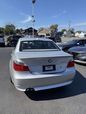 Used 2006 BMW 550i w/ M-Sport Package image 7