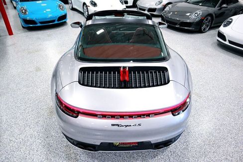 Used 2021 Porsche 911 Targa 4S image 14