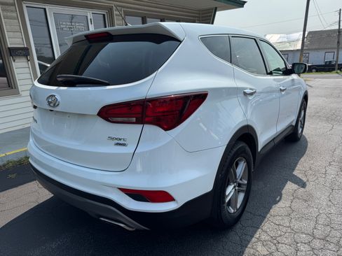 Used 2018 Hyundai Santa Fe Sport image 6