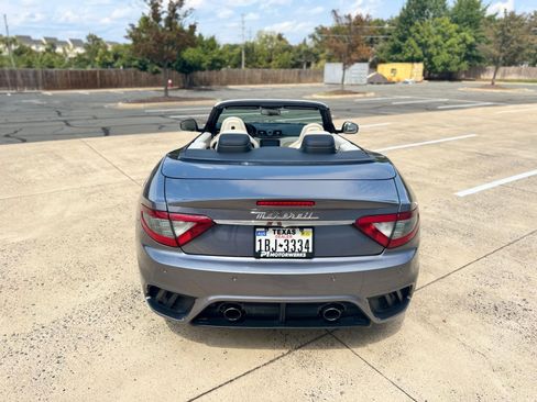 Used 2018 Maserati GranTurismo MC image 12