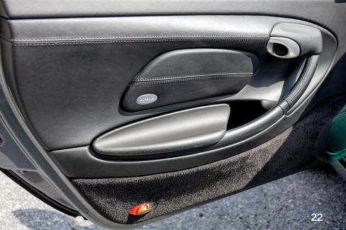 Used 2004 Porsche Boxster image 32