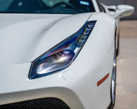 Used 2018 Ferrari 488 GTB image 18
