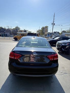 Used 2013 Volkswagen Passat 2.5 SE image 5