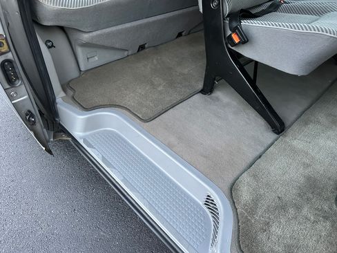 Used 1999 Volkswagen Eurovan GLS image 47