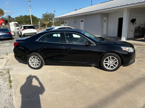 Used 2016 Chevrolet Malibu Limited LT image 3