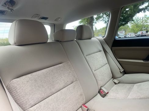 Used 2005 Subaru Outback 2.5i image 18