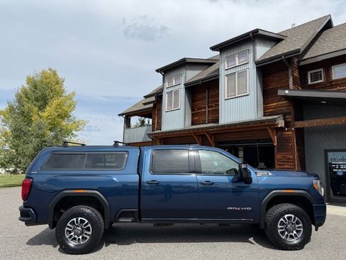Used 2021 GMC Sierra 2500 AT4 image 7