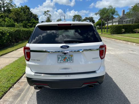 Used 2018 Ford Explorer Limited image 5