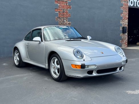 Used 1998 Porsche 911 Carrera S image 1