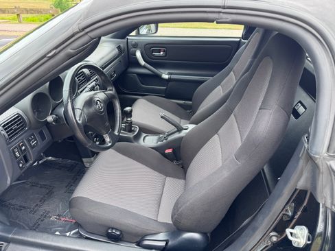 Used 2000 Toyota MR2 Spyder image 4