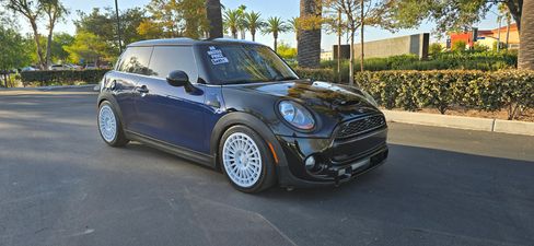 Used 2015 MINI Cooper S image 21