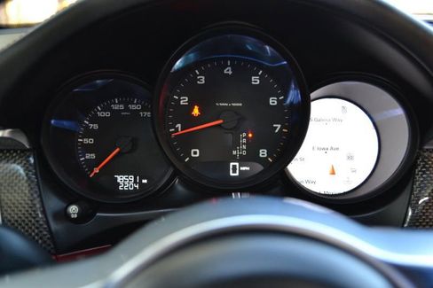 Used 2017 Porsche Macan image 19