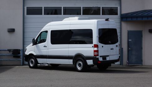 Used 2017 Mercedes-Benz Sprinter 2500 image 6