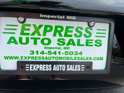 Used 2010 Chevrolet Colorado W/T image 14