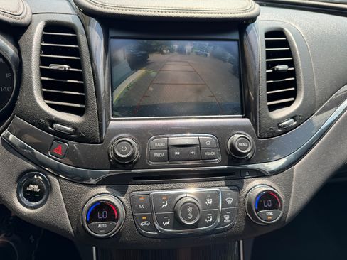 Used 2018 Chevrolet Impala Premier image 16