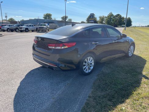 Used 2016 Kia Optima LX image 4