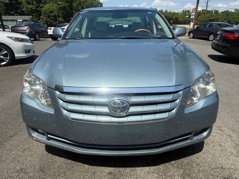 Used 2007 Toyota Avalon Limited image 2