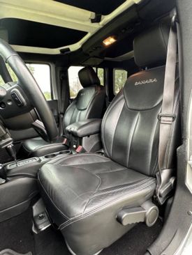 Used 2017 Jeep Wrangler Sahara image 5