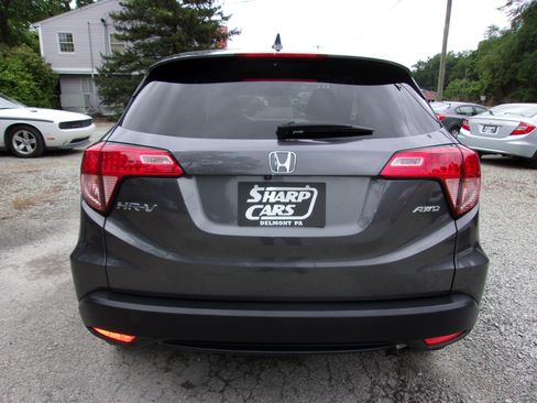 Used 2018 Honda HR-V EX image 13