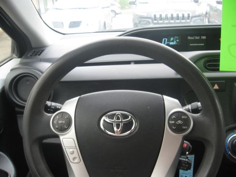 Used 2014 Toyota Prius C Two image 8
