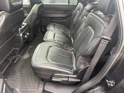 Used 2018 Ford Expedition Limited image 8